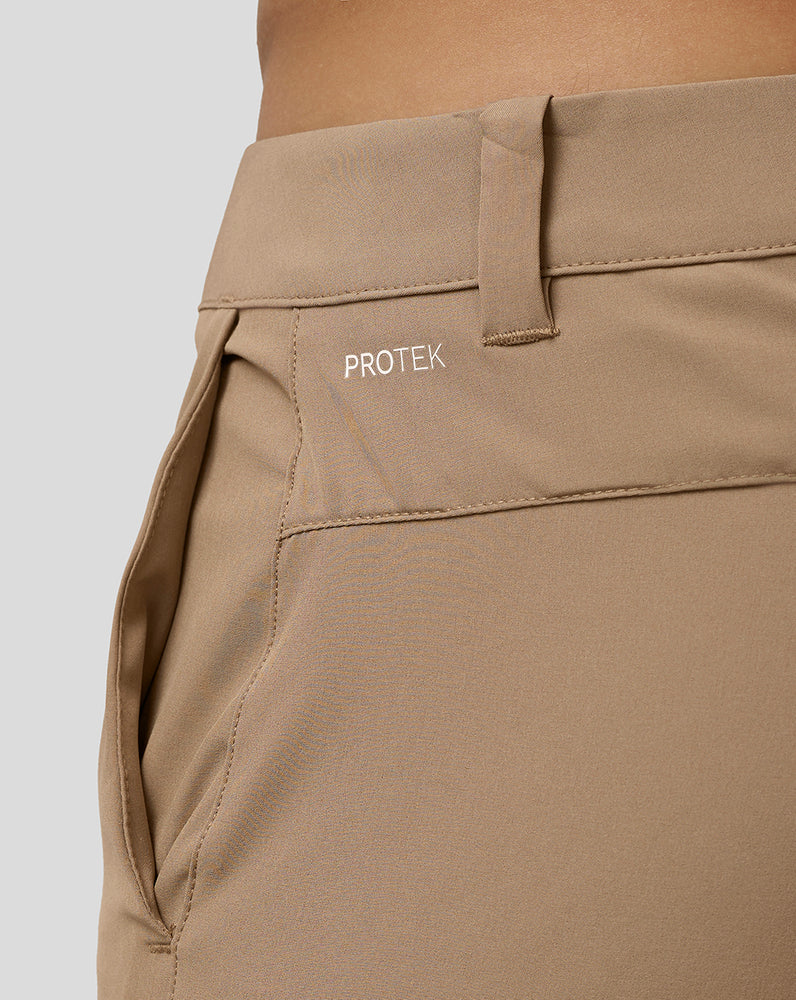 Castore Golf Water-Resistant Shorts Clay | 894-PQROFY